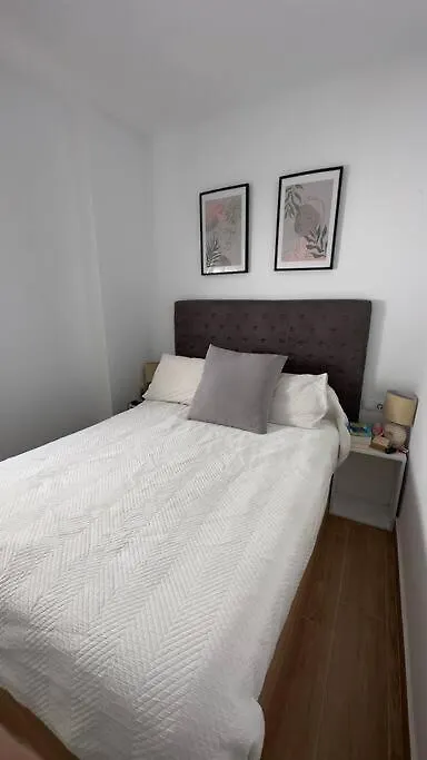 Rockside Residentes Suites La Linea Ла-Линеа-де-ла-Консепсьон Испания